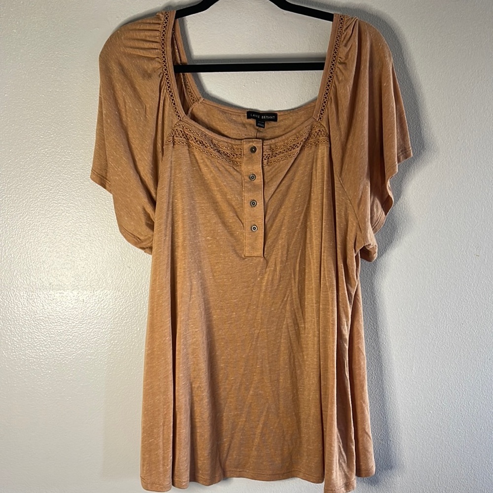 Lane Bryant • short flutter sleeve top with buttons
